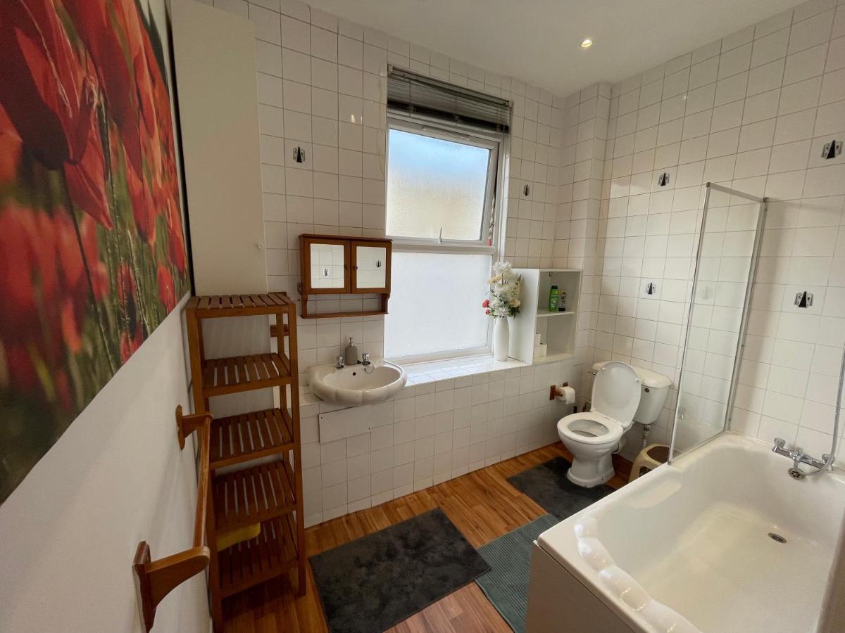 Spacious Family Flat 런던 외부 사진