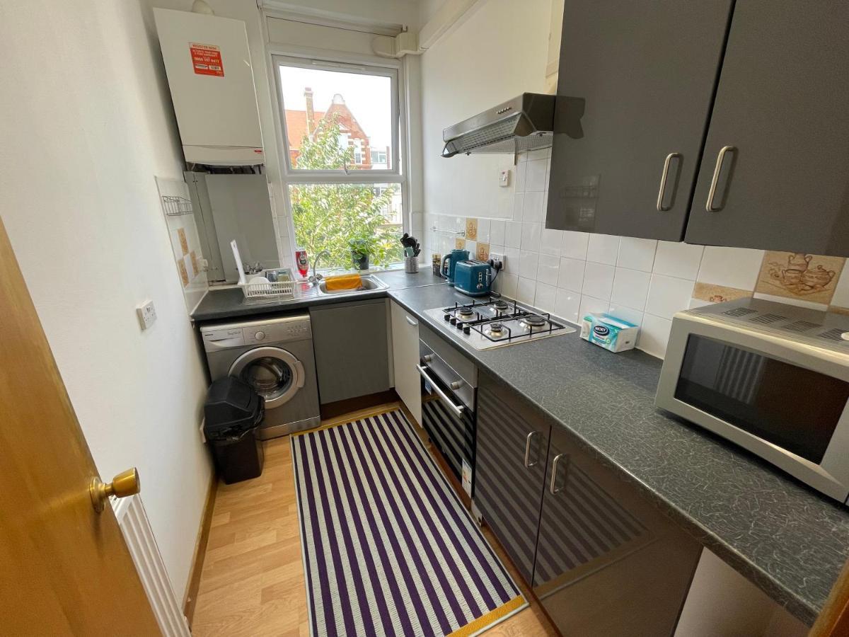 Spacious Family Flat 런던 외부 사진